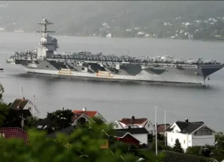 Venezuela eleva alerta militar y despliega la FANB ante la llegada de portaaviones de EE. UU. al Caribe